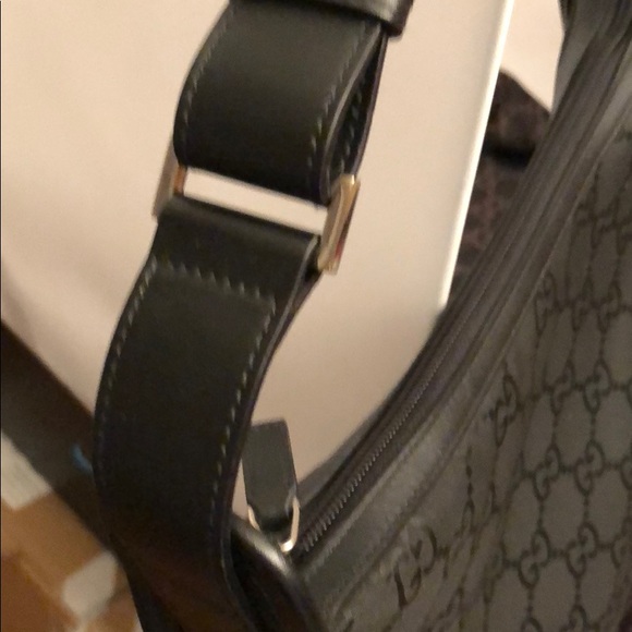 NEW GUCCI Hobo Bag - Picture 4 of 8